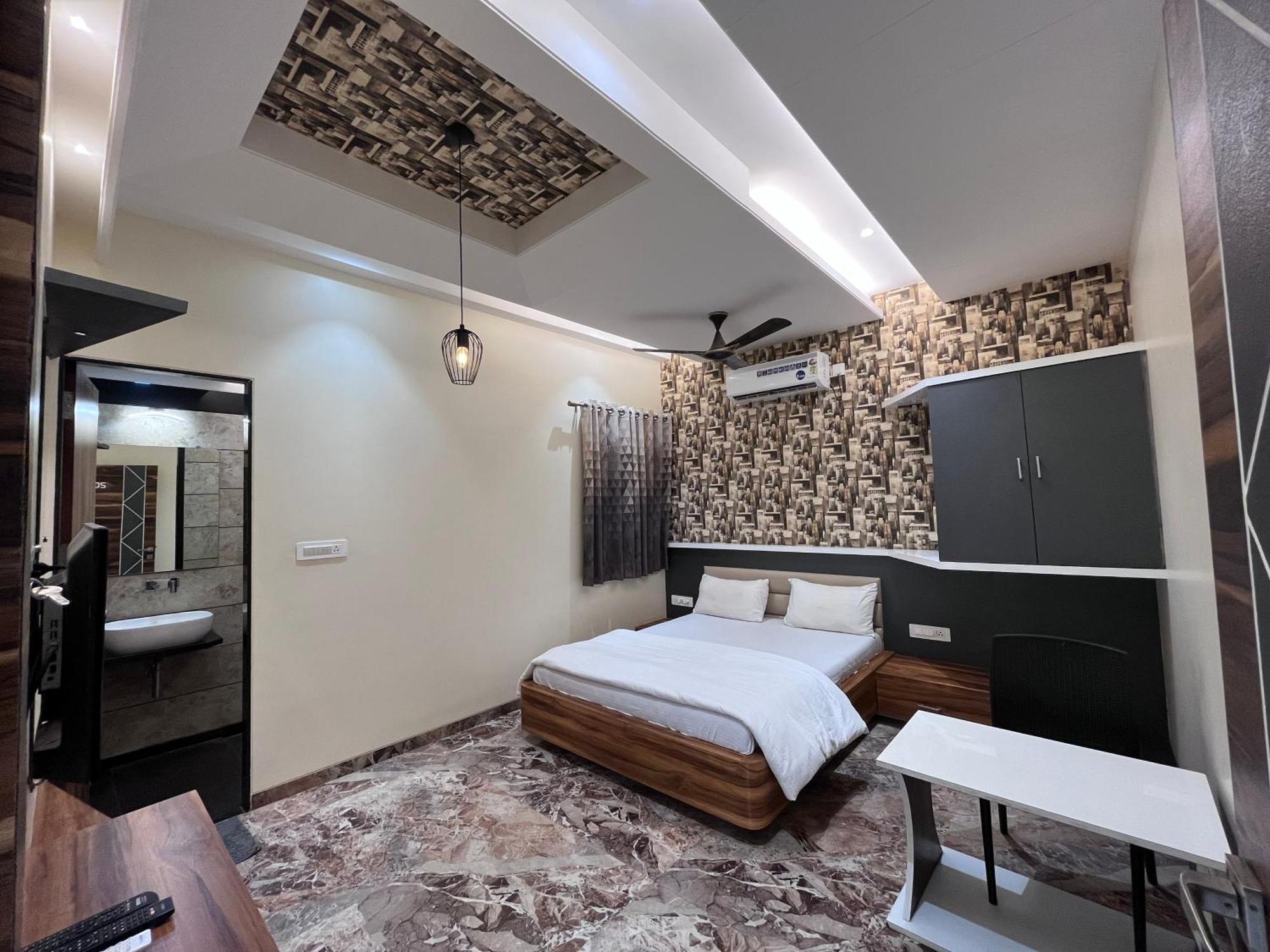 Hotel Aryadeep Phardāpur المظهر الخارجي الصورة
